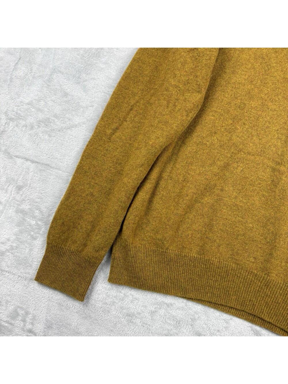 Black Brown 1826 100% Cashmere V-Neck Sweater Mustard Gold Mens M Quiet luxury - Picture 8 of 8